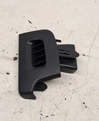Toyota Prius (XW30) Dashboard side air vent grill/cover trim 5596147030