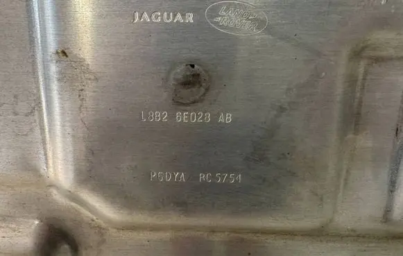 Land Rover Defender Engine splash shield/under tray L8B26E028ABOD9 RC5754