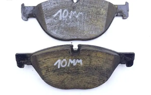 BMW 6 G32 Gran Turismo Brake pads (front) 6793019