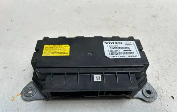 Volvo XC60 Airbag control unit/module 32315584 U313C1D4484 T01331349