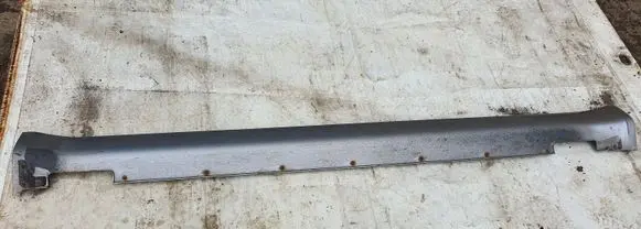 Hyundai Sonata Sill