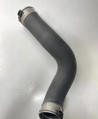 BMW 5 F10 F11 Intercooler hose/pipe 7810615 11279412