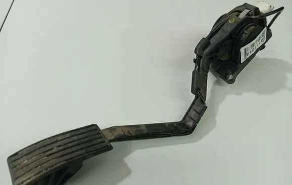 Peugeot 407 Accelerator throttle pedal 9650341780