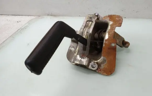 Jeep Cherokee XJ Differential lock switch