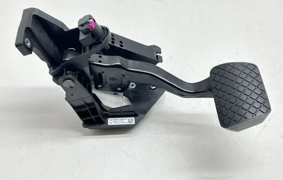 Porsche Macan (95B) Brake pedal 95B723031E 95B723117C 905B723031E