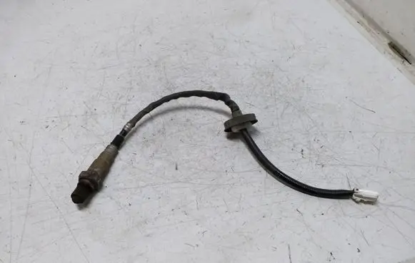 Mitsubishi Colt Lambda probe sensor 0258006566 MR985039