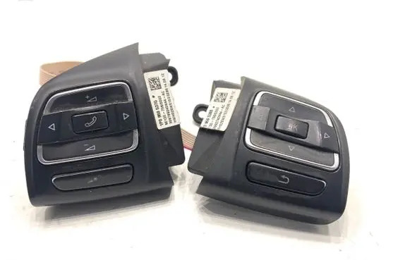 Seat Alhambra (Mk2) Steering wheel buttons/switches 