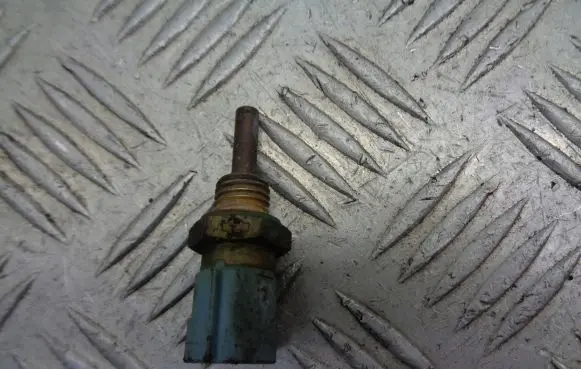 Nissan Micra Coolant temperature sensor 0280130081
