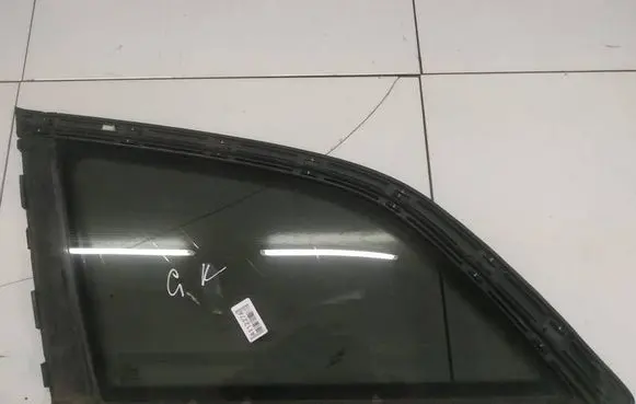 Audi Q7 4L Rear side window AS2