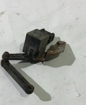 BMW 5 E60 E61 Front height sensor lever 1093697