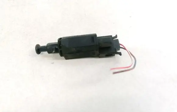 Brake pedal sensor switch