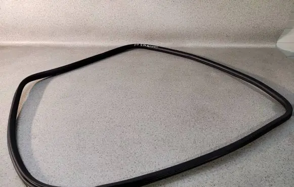 Citroen C5 Aircross Front door rubber seal 