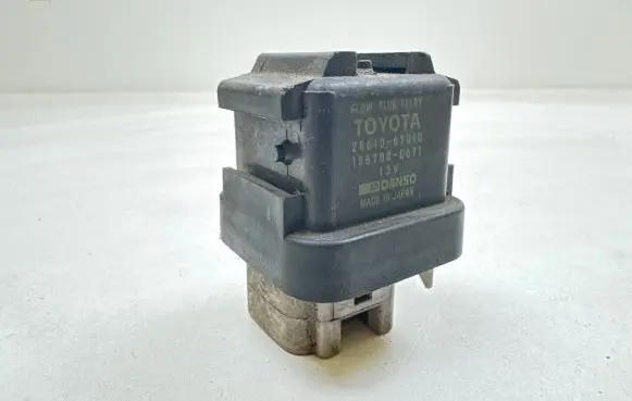 Toyota Corolla E120 E130 Glow plug pre-heat relay 2861067010 1567000671