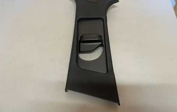 Mercedes-Benz C W204 (B) pillar trim (top) A2046902326