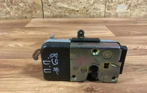 Citroen C8 Front door lock