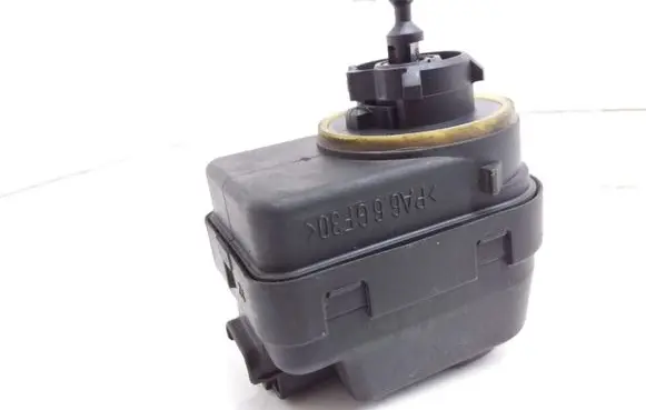 Headlight level adjustment motor
