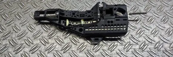 Renault Captur Rear door exterior handle/bracket 242889