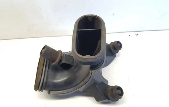 Opel Astra J Air intake duct part 315875880