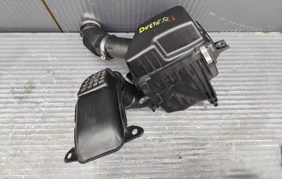 Nissan Juke II F16 Air filter box 165004357R