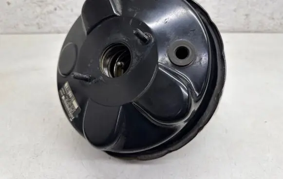 Volvo XC70 Brake booster P30736894