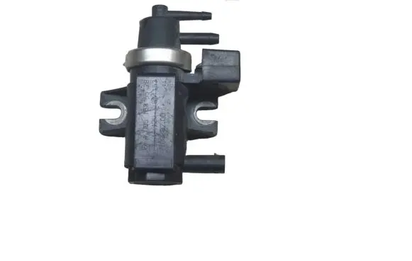 Mercedes-Benz B W245 Turbo solenoid valve A0051535528 05T153