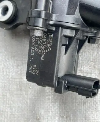 Alfa Romeo Giulia Other engine bay part 04893902AB 0051596 0290903