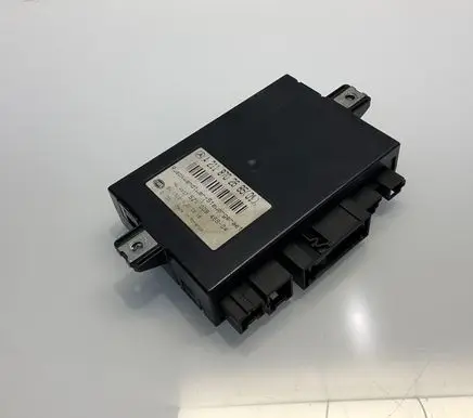 Mercedes-Benz E W211 Tailgate/trunk control unit/module A2118702685 5ZA00846904 2118702685