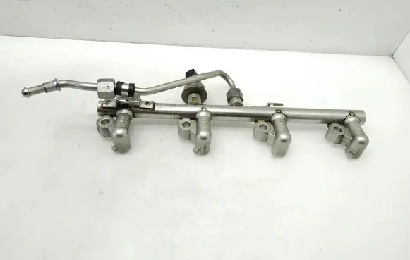 Mercedes-Benz E W212 Fuel main line pipe A2711530328 131310019