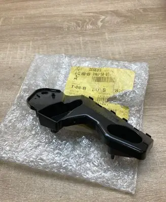 Mazda 3 III Front bumper mounting bracket D10J500T1A RIGHTSIDE