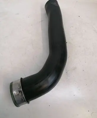 Jeep Grand Cherokee (WK) Intercooler hose/pipe