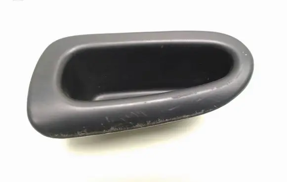 Other rear door trim element