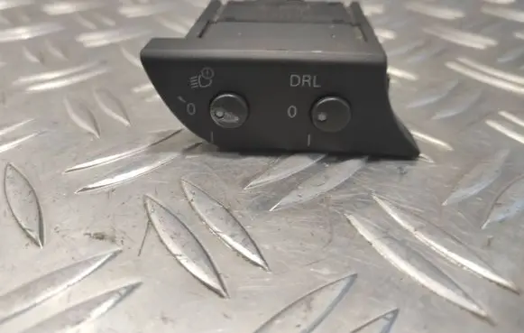 Other switches/knobs/shifts
