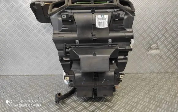 Renault Megane IV Interior heater climate box assembly 272702607R XFBRVAUT0