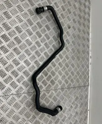 Air intake hose/pipe