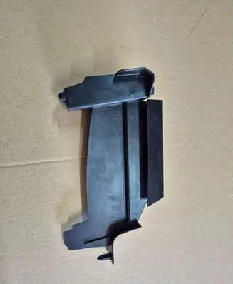 Dacia Sandero Intercooler air guide/duct channel 628200262R
