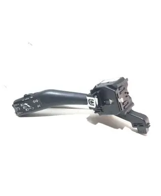 Volkswagen Tiguan Indicator stalk 1K0953513G ANP80H013F 38F0373B