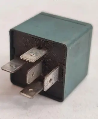 Jeep Grand Cherokee (WJ) Other relay 04848879AA 72472M 15F21205