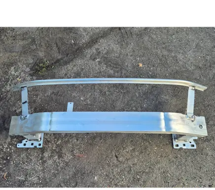 Audi Q3 F3 Front bumper cross member 83A807109 16324A2