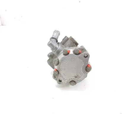 Volkswagen Transporter - Caravelle T4 Power steering pump 701422155E