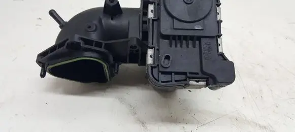 Volkswagen Golf V Throttle valve 03C133062