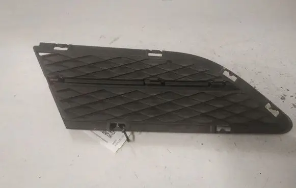 BMW 3 E90 E91 Front bumper lower grill 15857711 51117138417