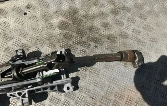 Ford Focus Steering column universal joint