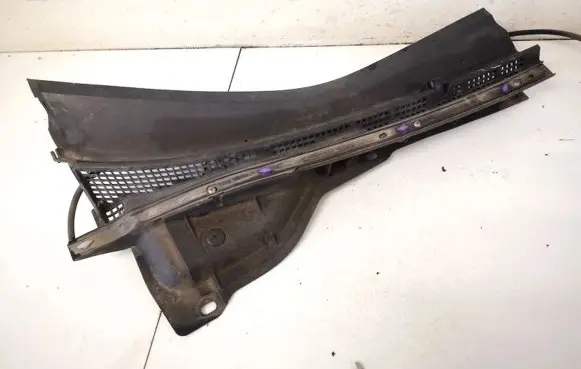 Mazda CX-7 Wiper trim eg21507r1