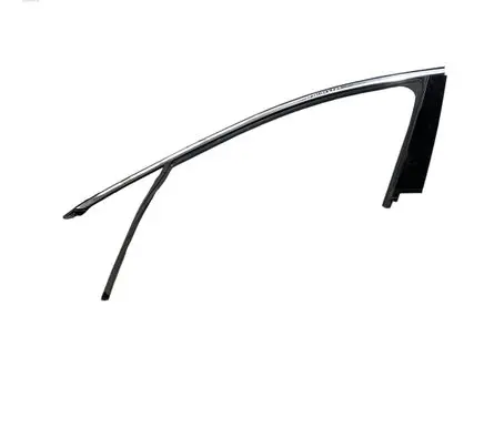 Chevrolet Malibu Front door trim (molding) 84205397 84258757