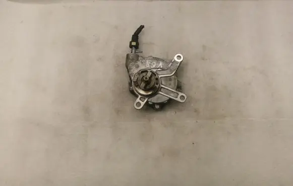 Toyota Corolla Verso AR10 Vacuum pump 293000R010