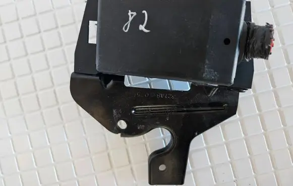 Jeep Grand Cherokee Fuse box set 71001H1401 04671886AA