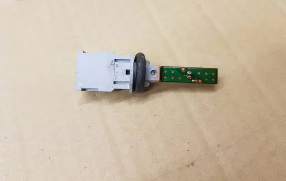 Volkswagen Golf VII Interior temperature sensor 1K0907543E 6PT00784306 1605180659