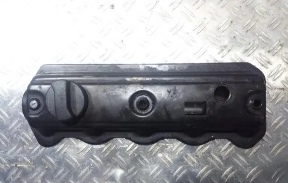 Volkswagen Golf III Rocker cam cover 