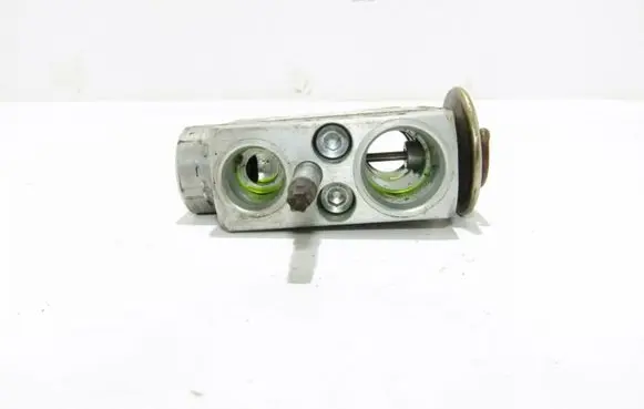 Air conditioning (A/C) expansion valve