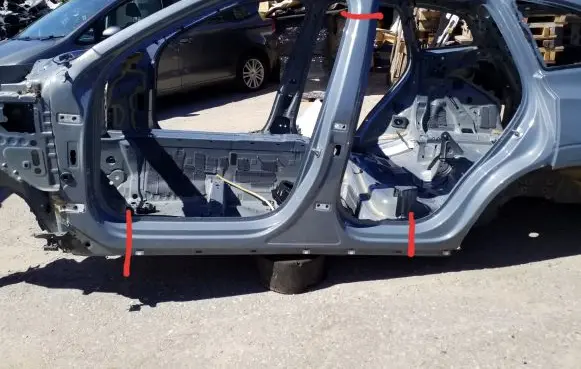 Volvo XC60 Pillar (middle) 
